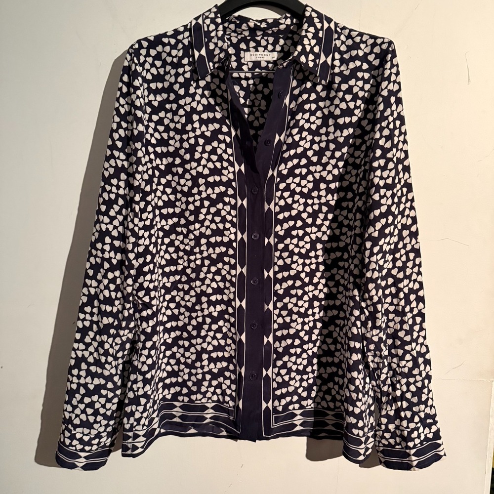 Equipment Femme Small 100% Silk Button Down Heart Blue Quiet Luxury‎ Girly